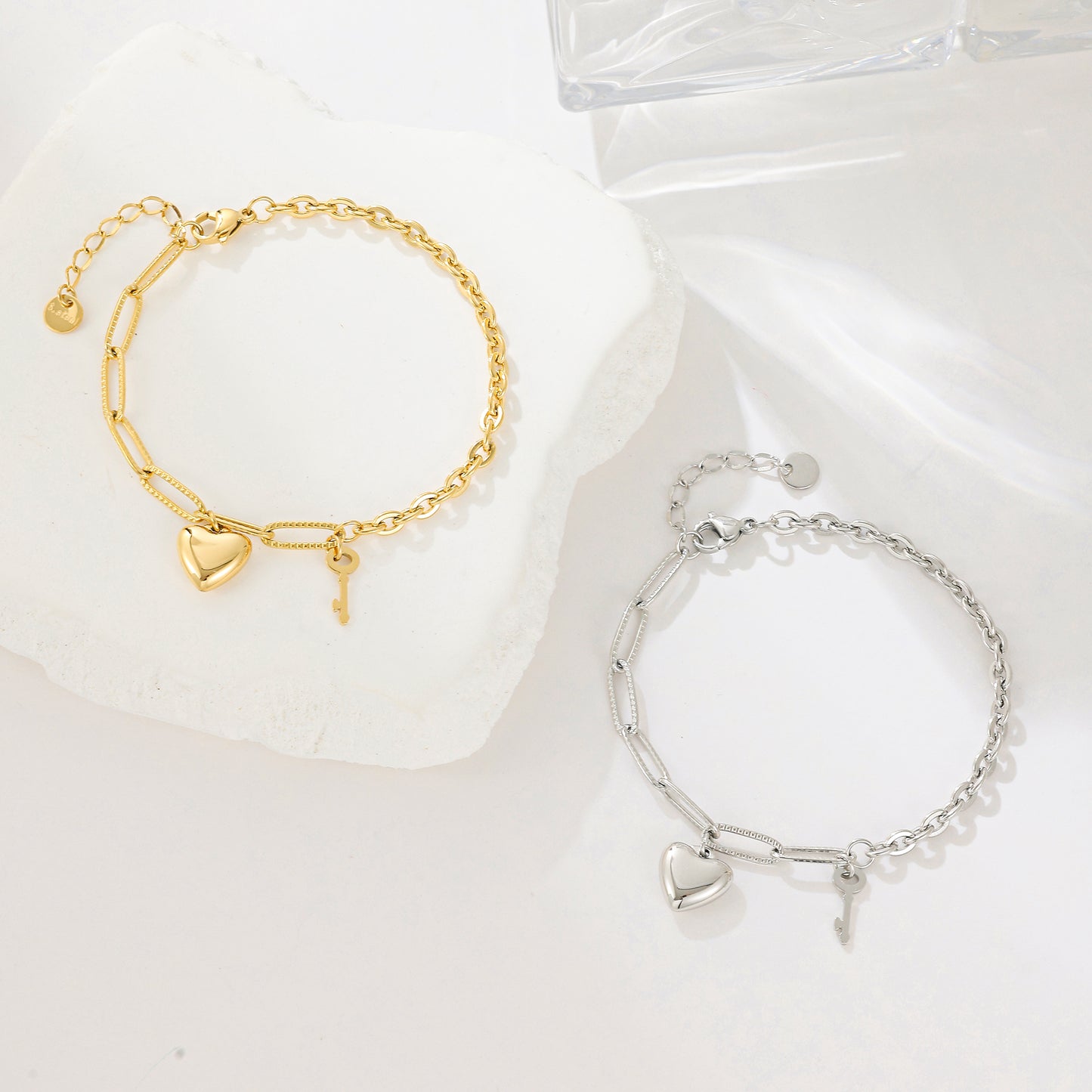 MY1580 Stainless Steel AB Chain Bracelet Plated with Heart and Key Charm