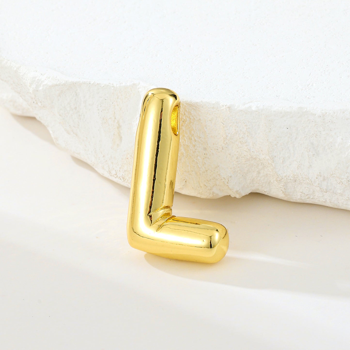 MY2045 Gold-Plated Copper Uppercase Letters Pendants (Polished Surface)