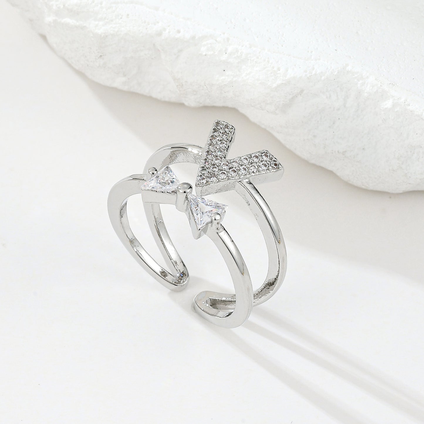 MY2060 Gold-Plated Openable Copper Ring with Bow Design Adorned with Zircon