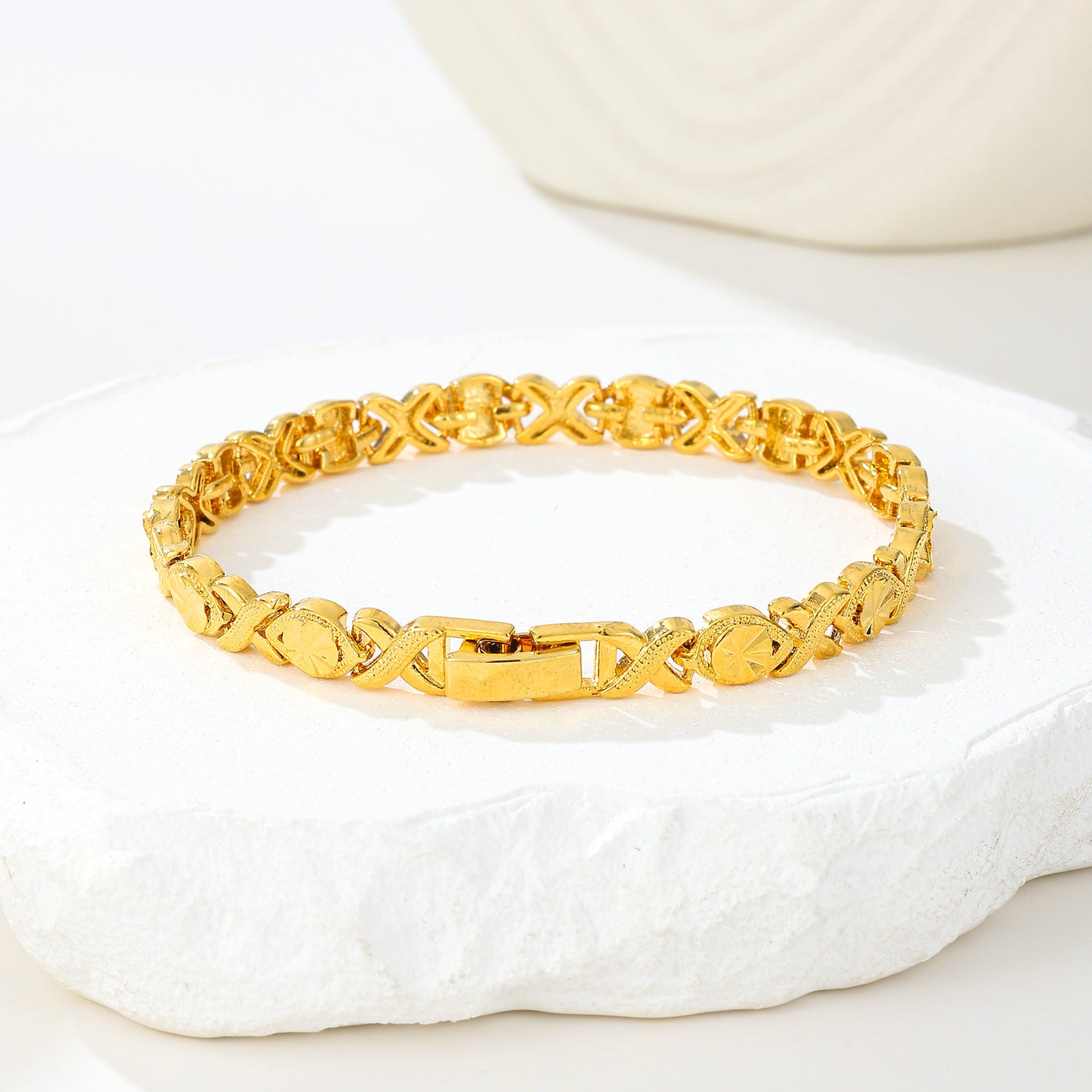 MY2092 24K Gold-Plated Copper Bracelet