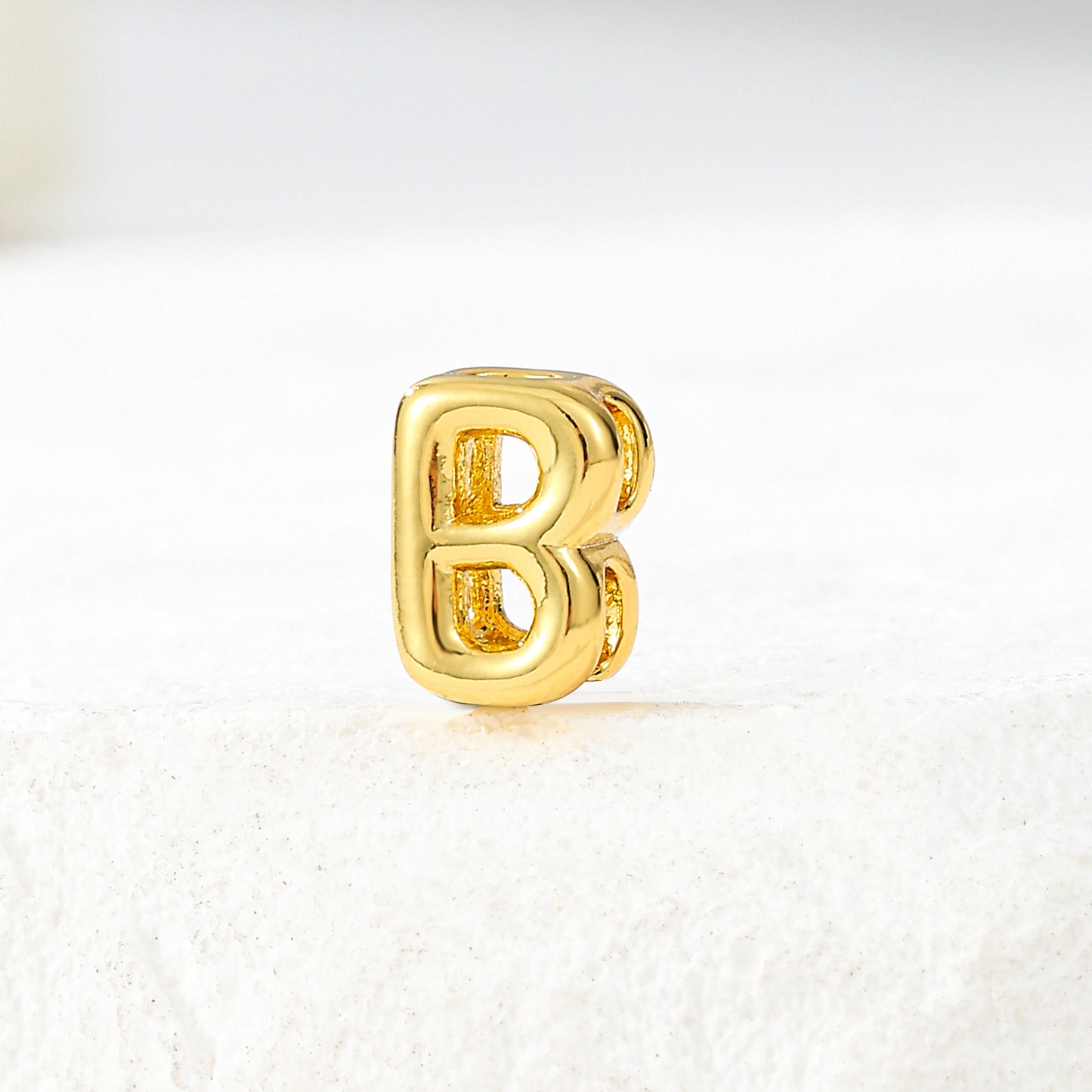 MY2046 Gold-Plated Copper Small Mini Size Letters Pendants (Polished Surface)