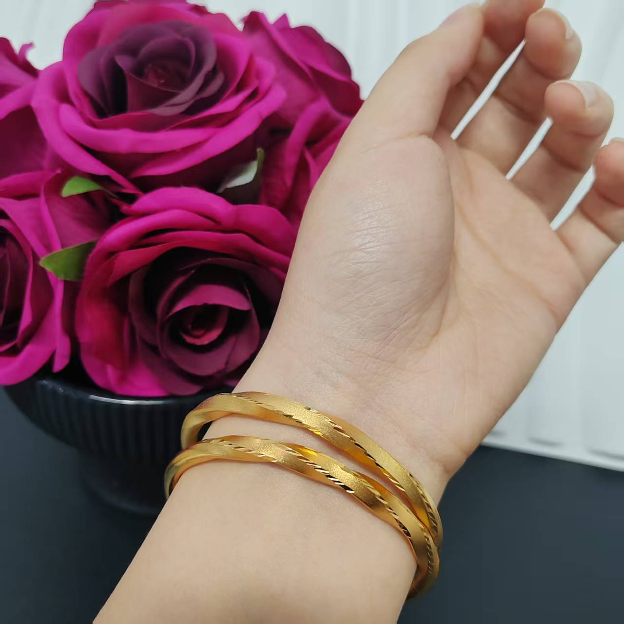 2pcs/bag 24KGP Copper adjustable size bangles golden copper women bangles