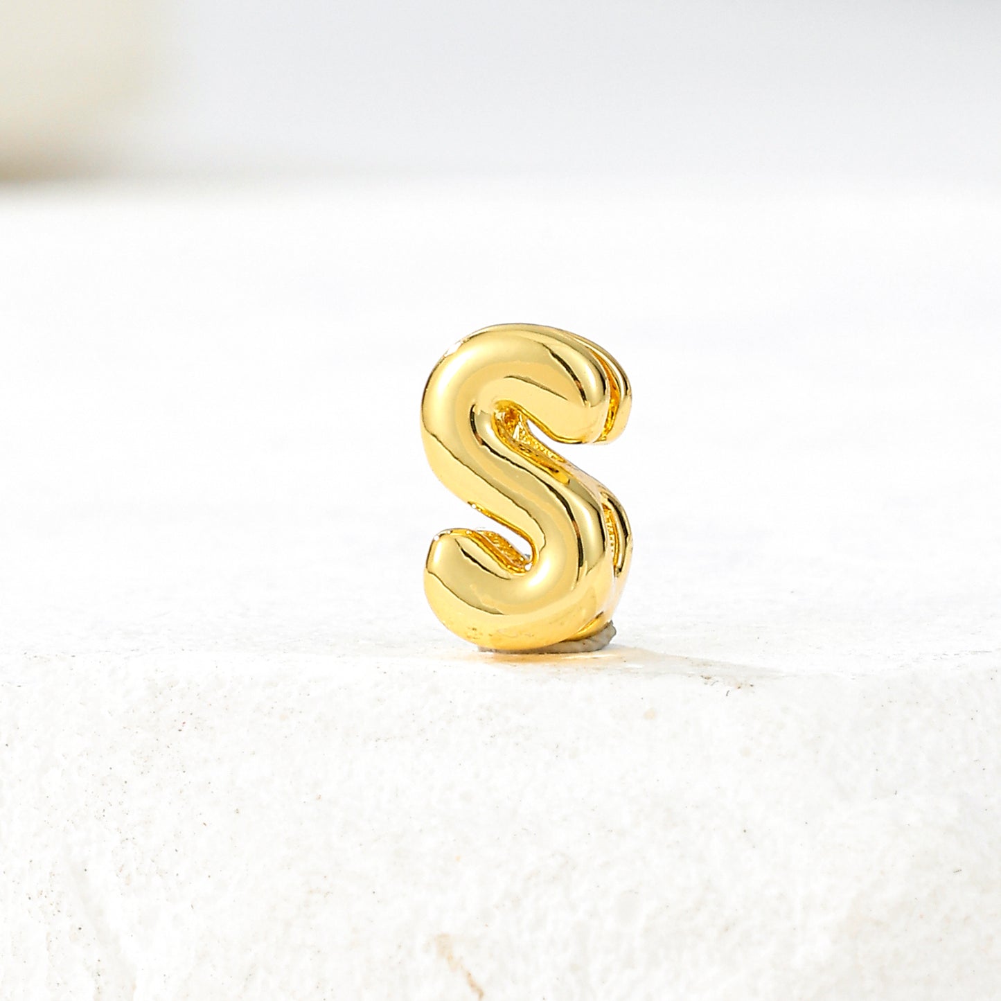 MY2046 Gold-Plated Copper Small Mini Size Letters Pendants (Polished Surface)