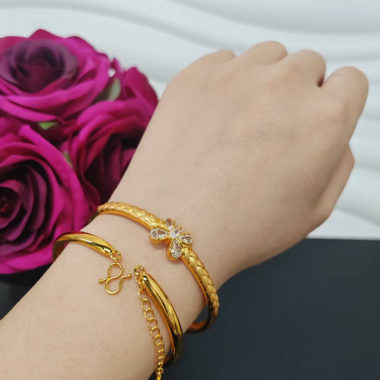 2pcs/lot 24KGP adjustable size bangles golden copper jewelry
