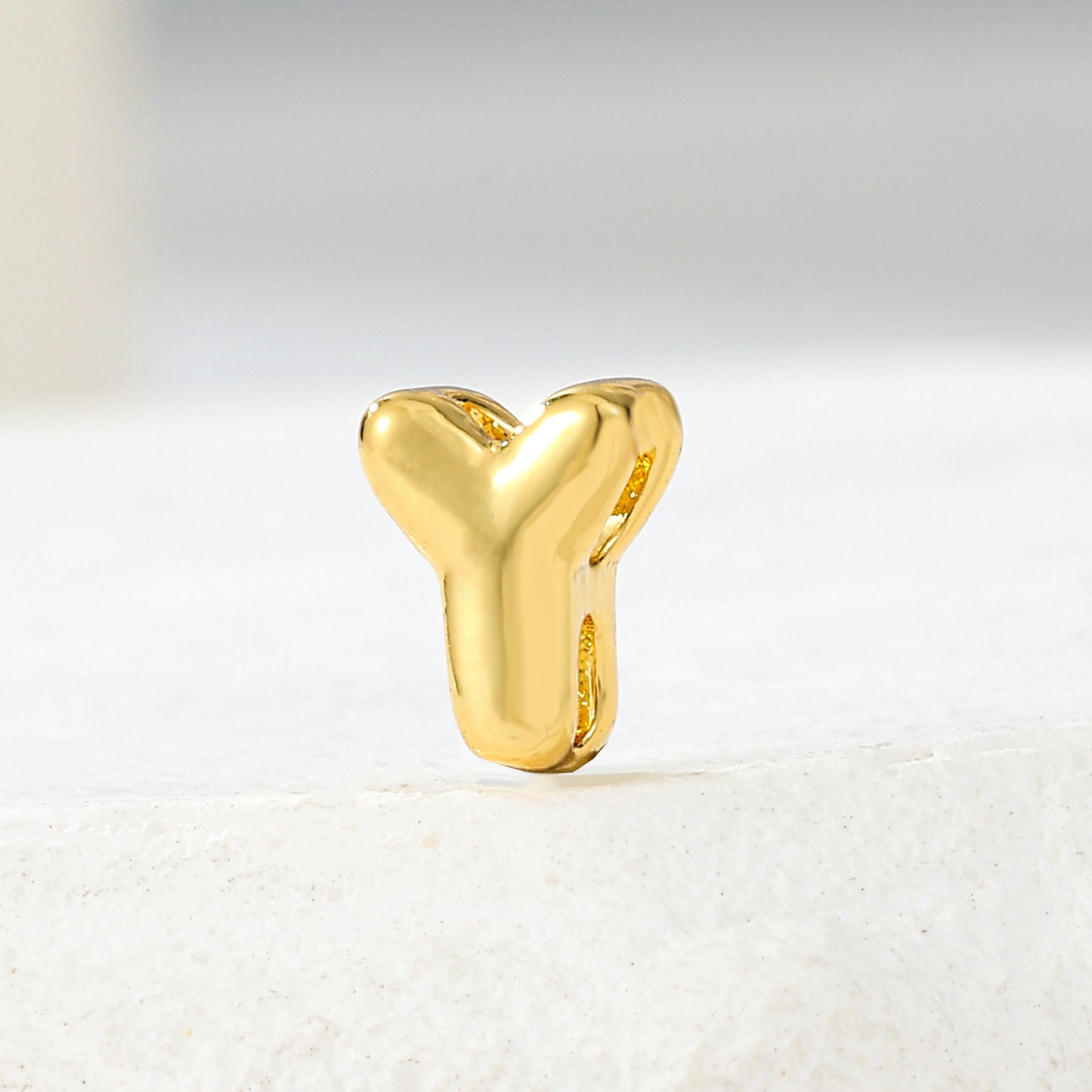MY2046 Gold-Plated Copper Small Mini Size Letters Pendants (Polished Surface)