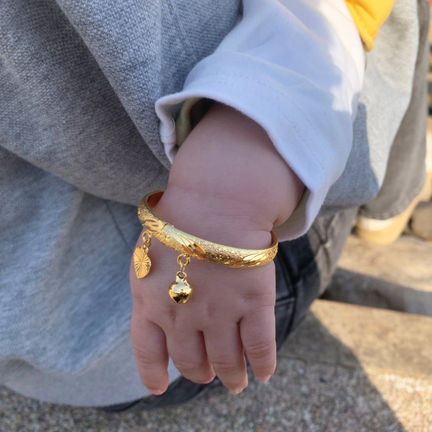 2pcs /lot Gold Plated Baby Bangles for infant Girls Boys Birthday Present Baptism Toddlers Party Gifts