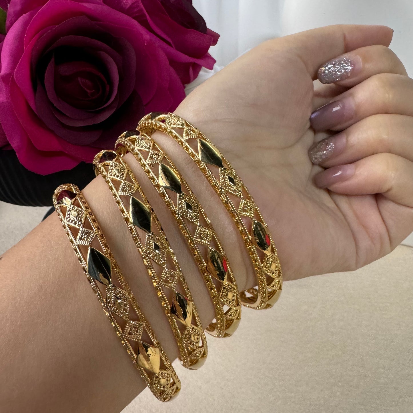 4PCS/Bag 2.7in Large Big Size fixed 18kgp copper bangles bracelets