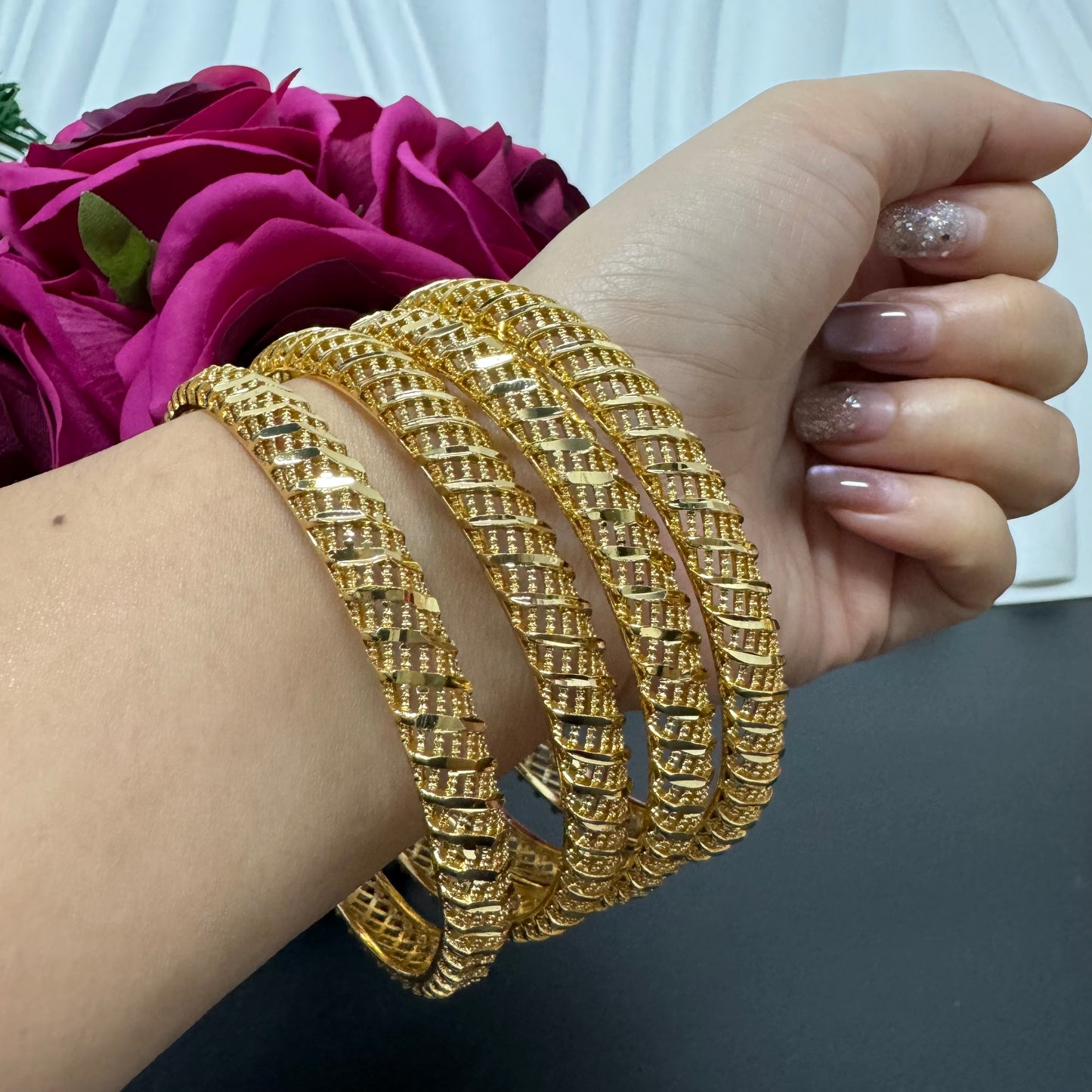 4PCS/Bag 2.7in Large Big Size fixed 18kgp copper bangles bracelets