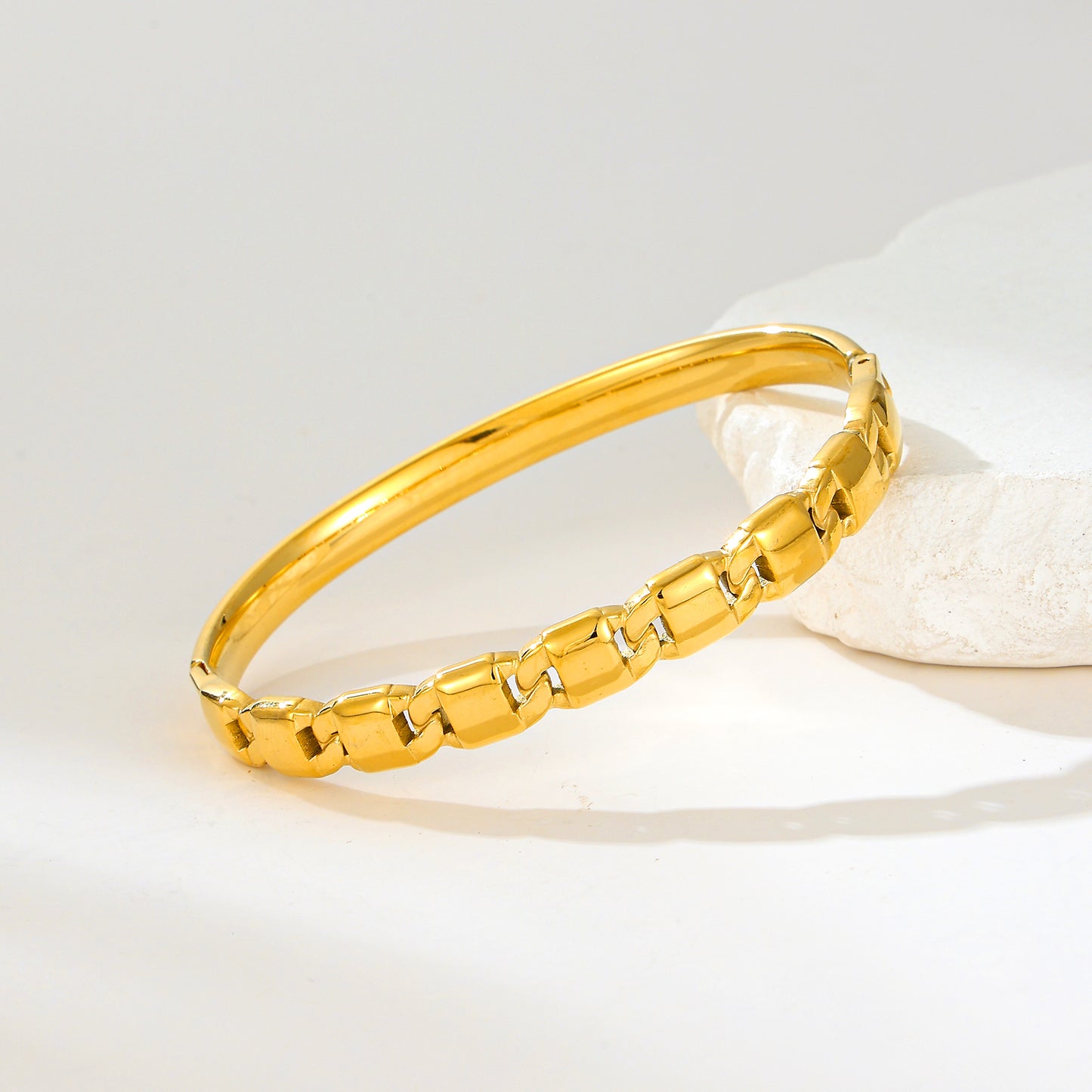 MY2131 Stainless Steel Openable Bangle (2.4inch)
