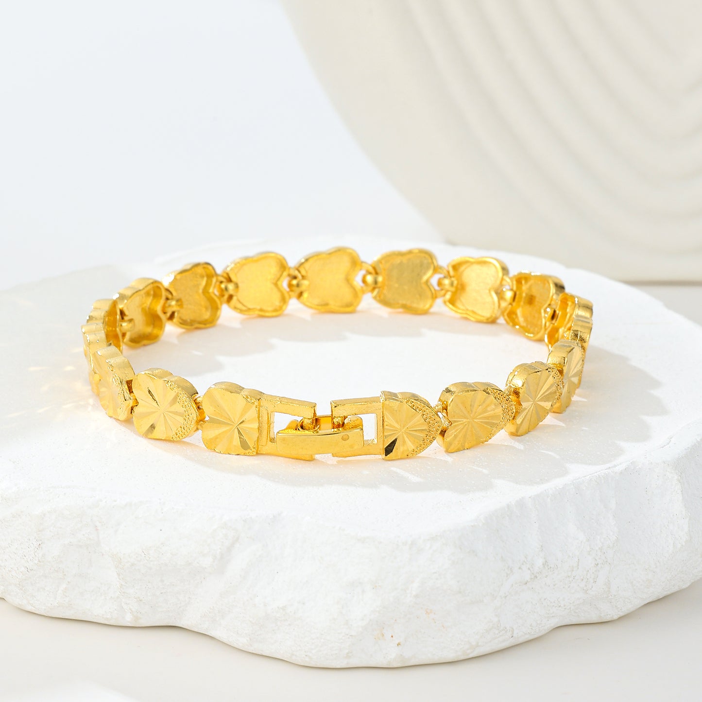 MY2097 24K Gold-Plated Copper Bracelet [Heart Design]