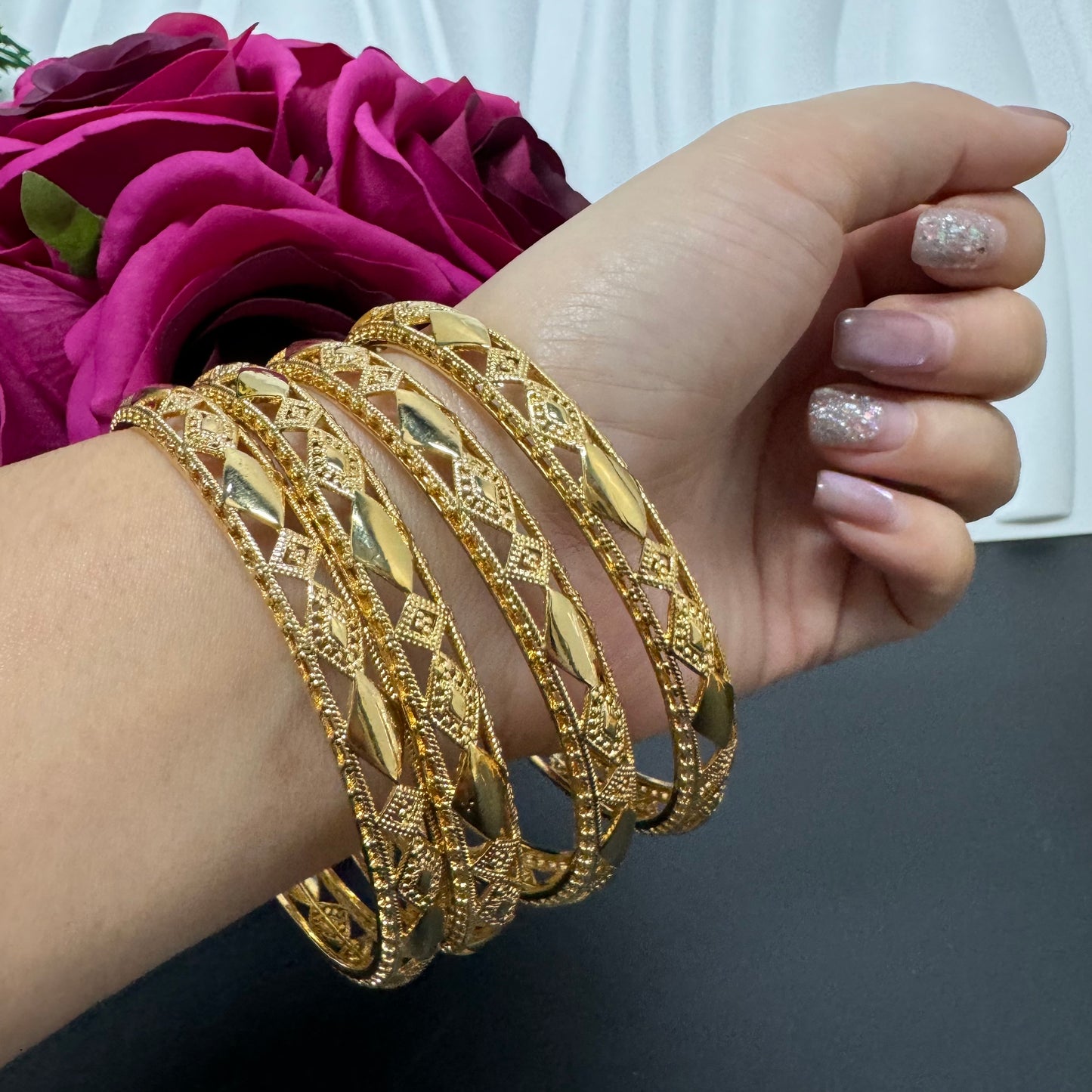 4PCS/Bag 2.7in Large Big Size fixed 18kgp copper bangles bracelets