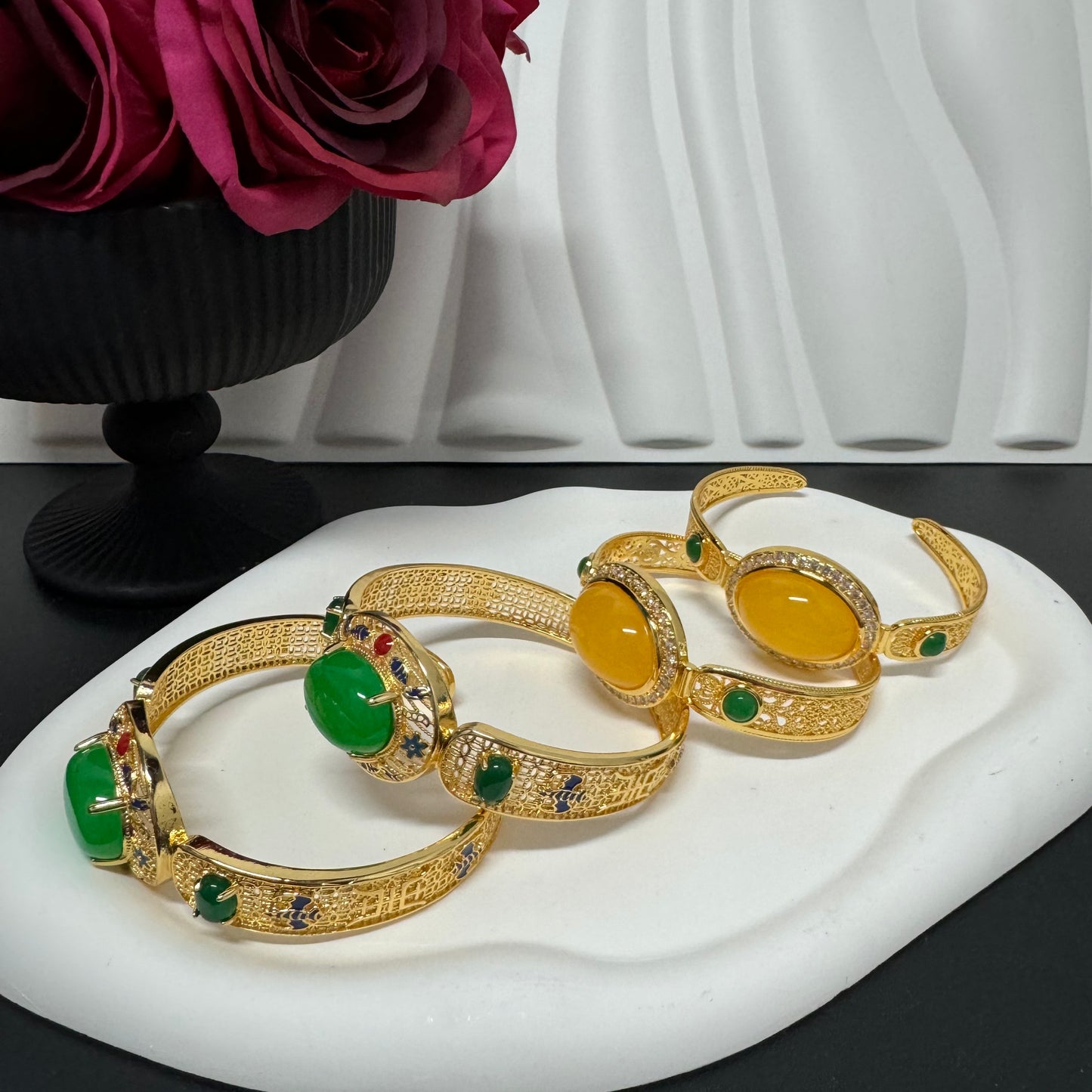2pcs/pack Ethlyn Openable Artificial Gemstone 24KGP Copper Bangles Wholesale